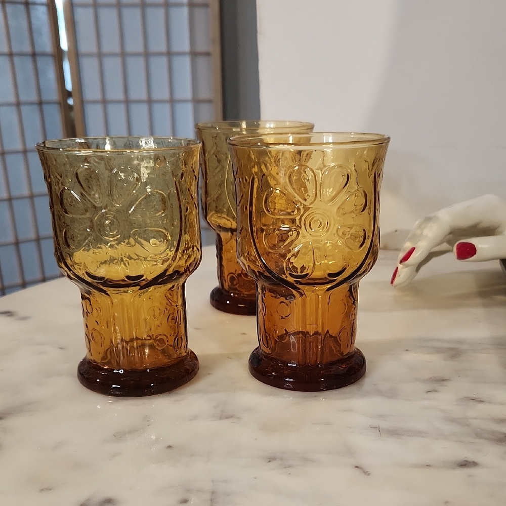 Vintage | Libbey Amber Daisy Glass Goblets 1970's | Set 3